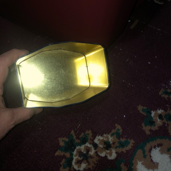 Vintage Twinings Asian Art Decorative Tin- collectible tin for tea drinkers-used - Picture 5 of 8